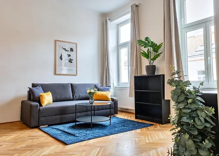 Fast Wifi I 4 Min To U3 Zipperer Strasse